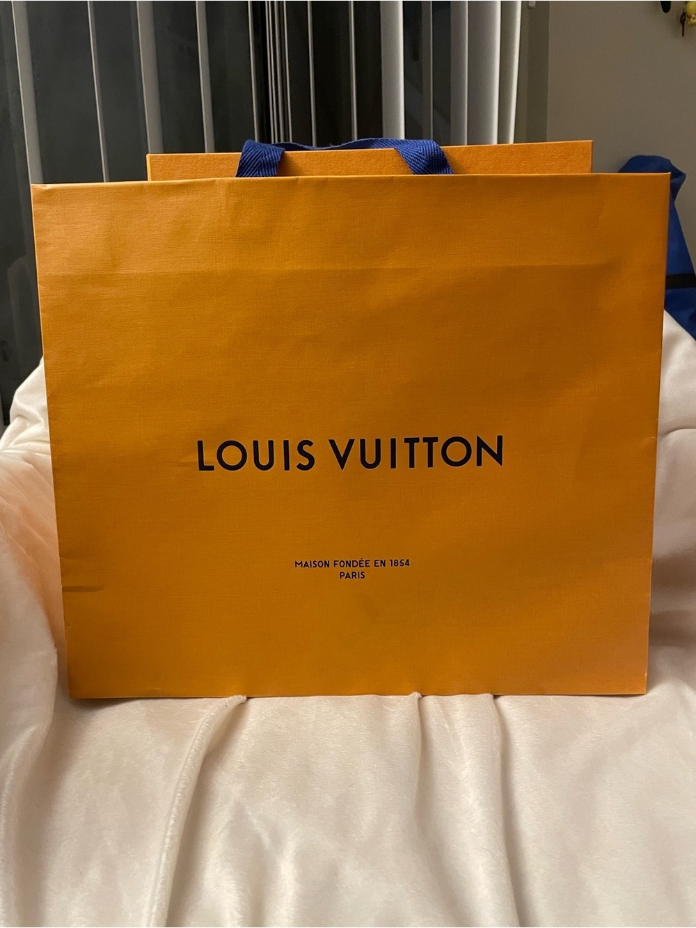 Genuine Louis Vuitton Empty Box & Shopping Bag Set (2-Piece Lot) - Picture 7 of 11
